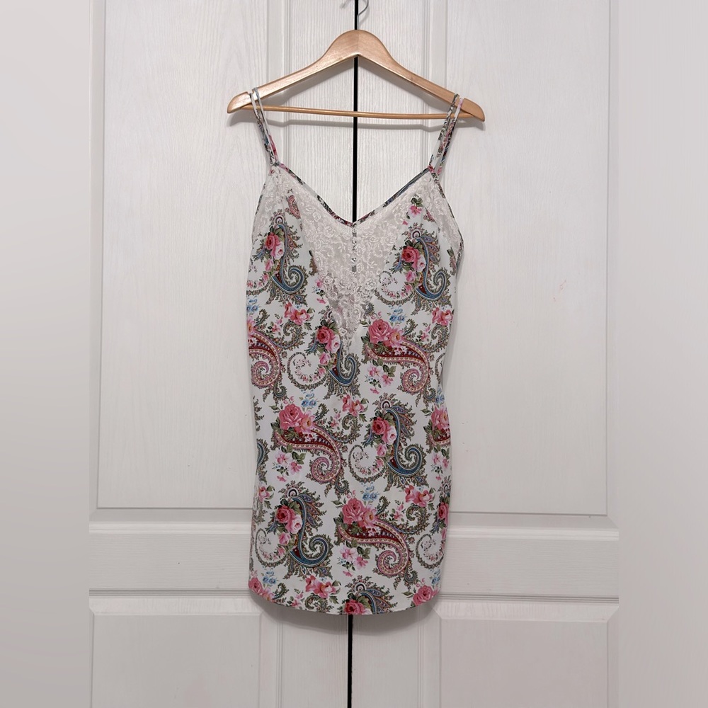 Victoria's Secret Women's Vintage Gold Label Floral Lace Chemise